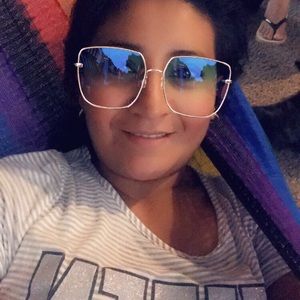 Meet your Posher, Mirian